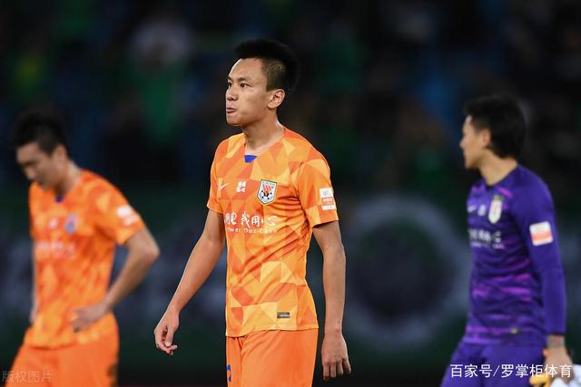 崔永熙21+8+5+4陈盈骏20+8 广州逆转险胜福建