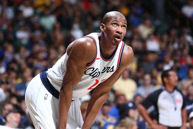 阿莫林：暴风雨总会来！在曼联参加发布会太难了